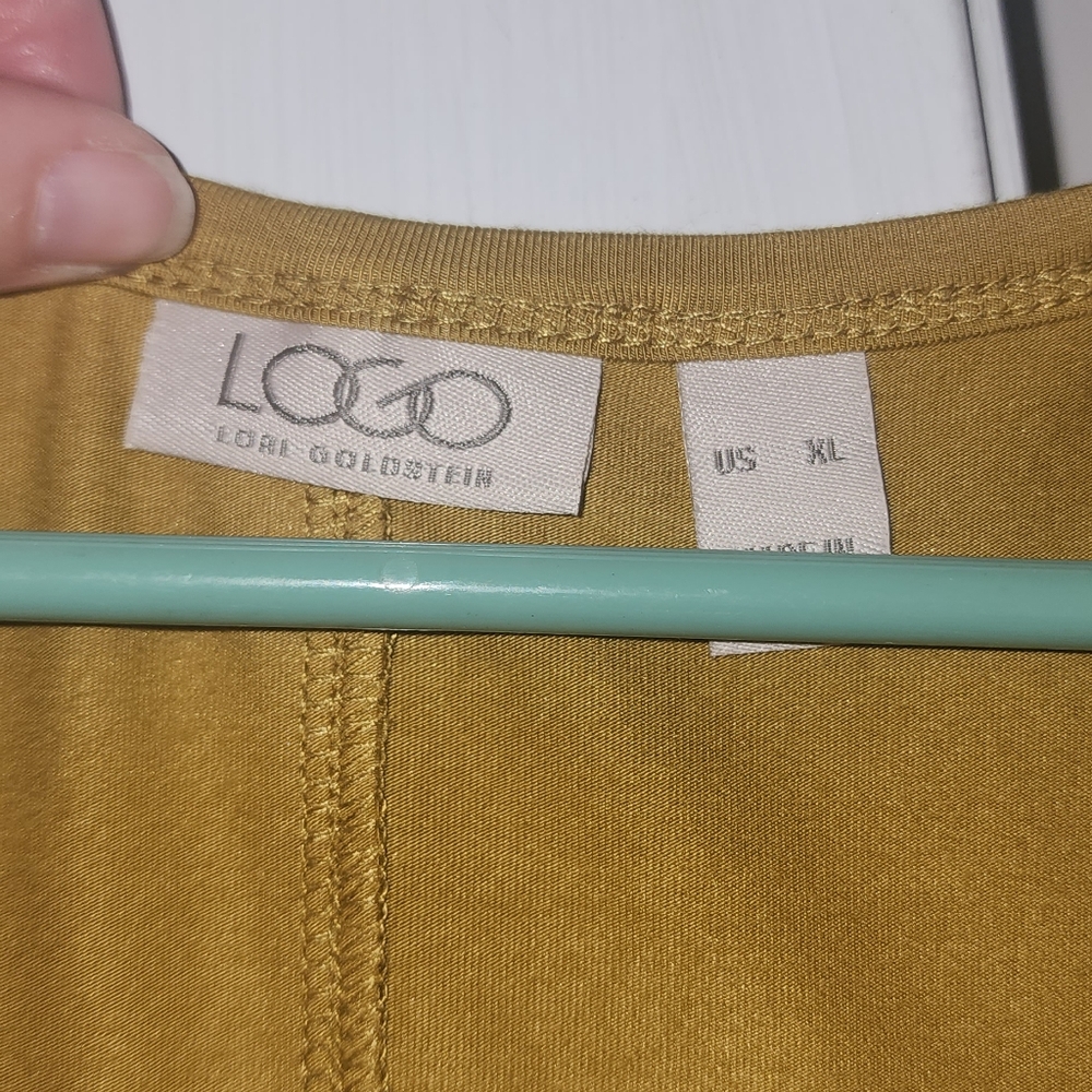 Logo Tunic - Picture 3 of 3